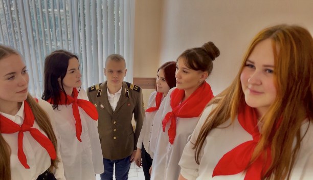 С днём рождения, Комсомол!